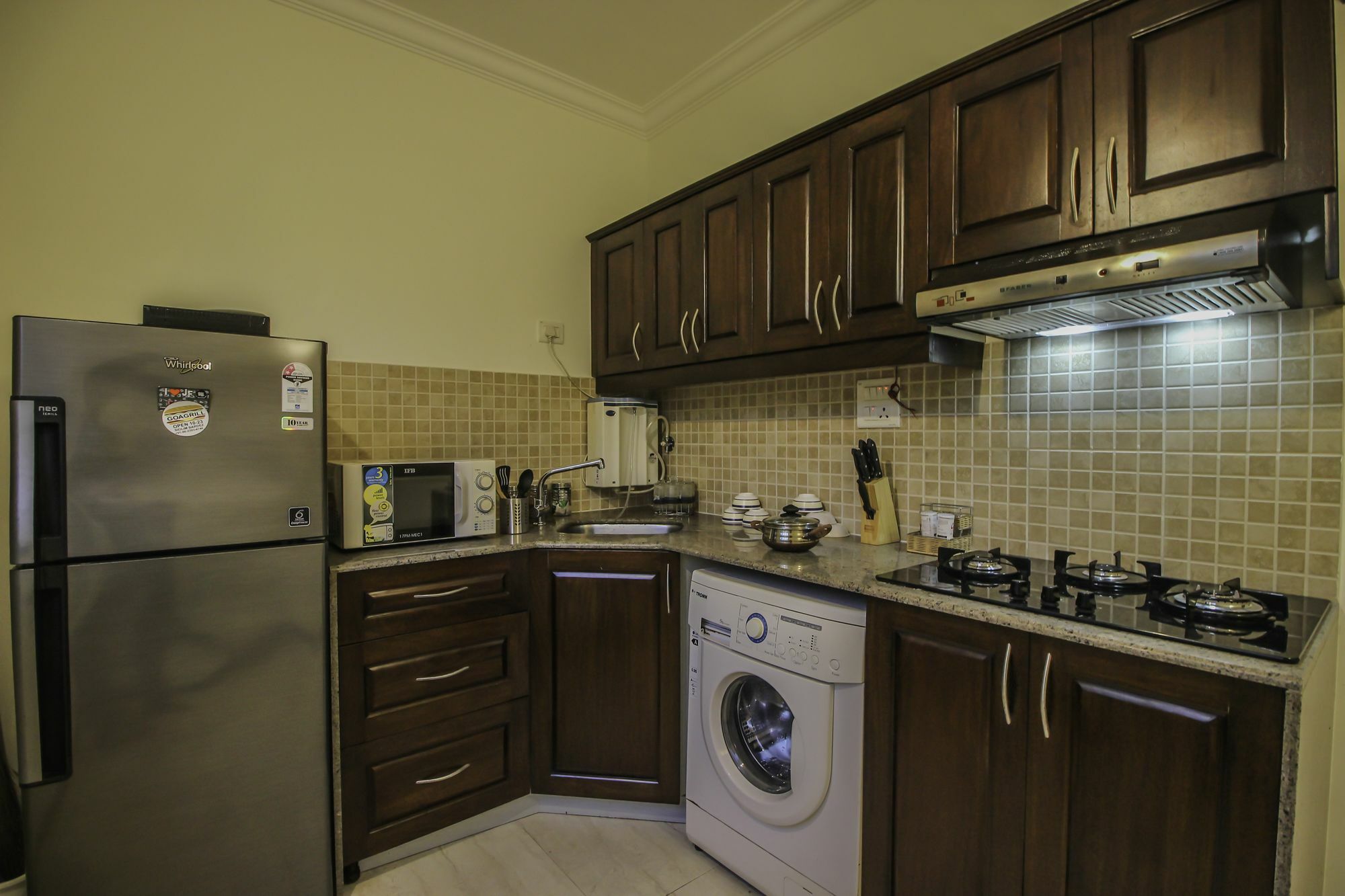 Oyo 10801 Home Pool View 2Bhk Siolim Bagian luar foto